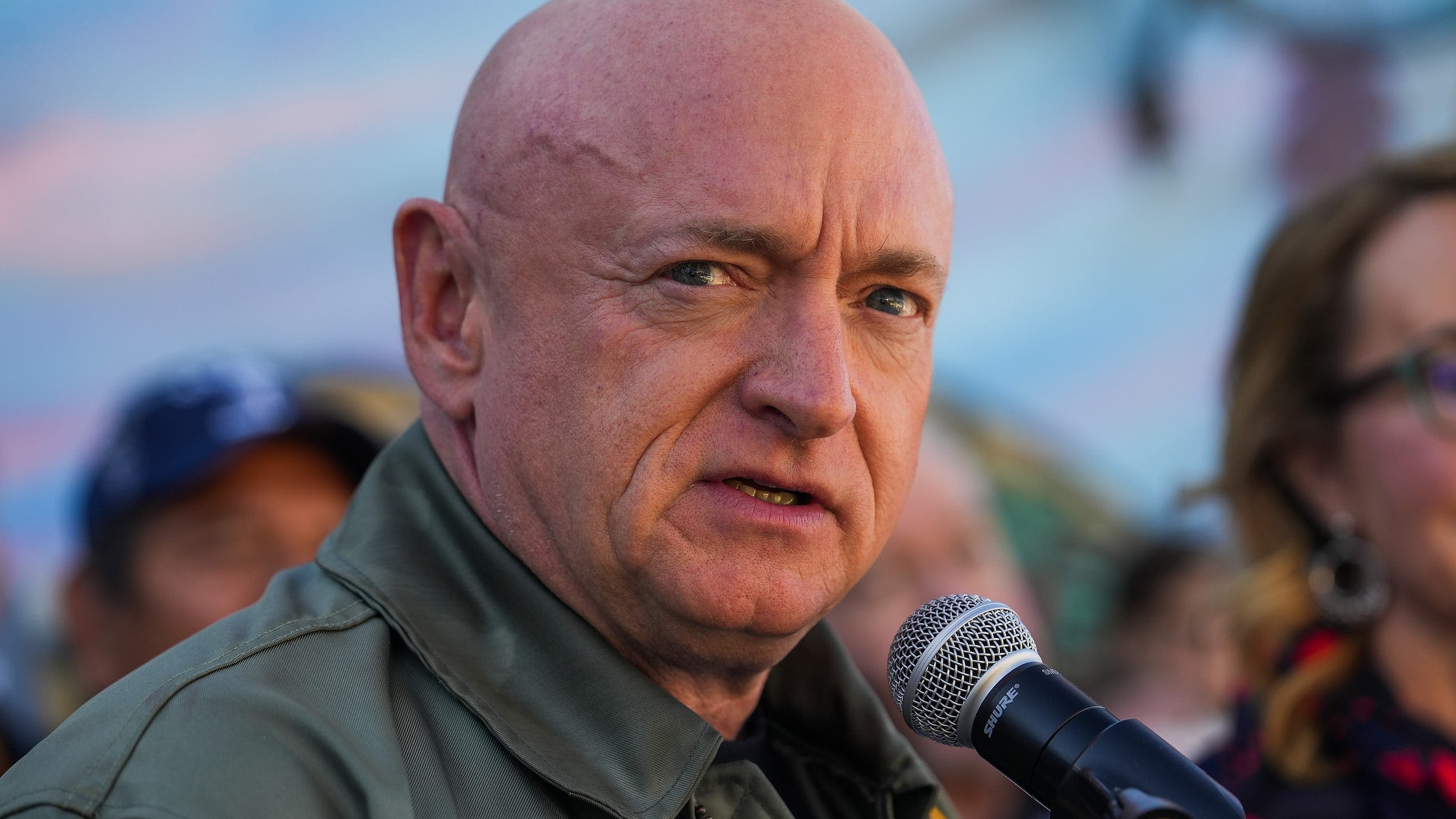 Sen. Mark Kelly calls out Republicans for actively bolstering the border crisis