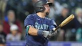 Mariners catcher Cal Raleigh describes painful broken tooth ordeal in Texas