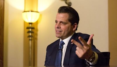 Scaramucci: Trump’s attacks on Harris’s intelligence ‘a sign of his racism’