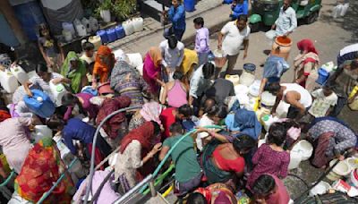 Mad scramble for water in several areas as Delhi grapples with severe shortage