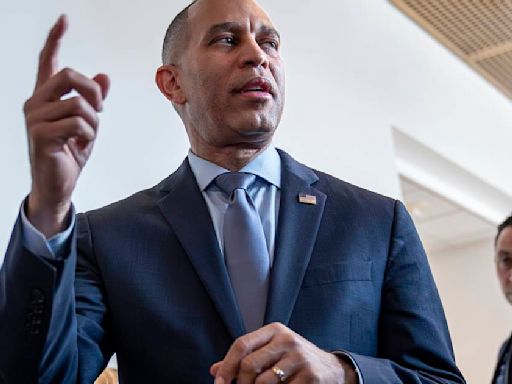 Hakeem Jeffries isn’t speaker yet, but the Democrat may be the most powerful person in Congress