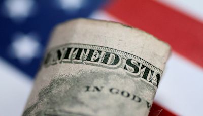 El dólar, estable tras el discurso de Powell; datos del mercado laboral Por Investing.com