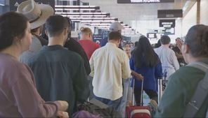 Delta Airlines passengers still stranded at Sea-Tac Airport