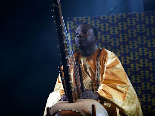 Mali: décès du chanteur Toumani Diabaté, un "maître de la kora"