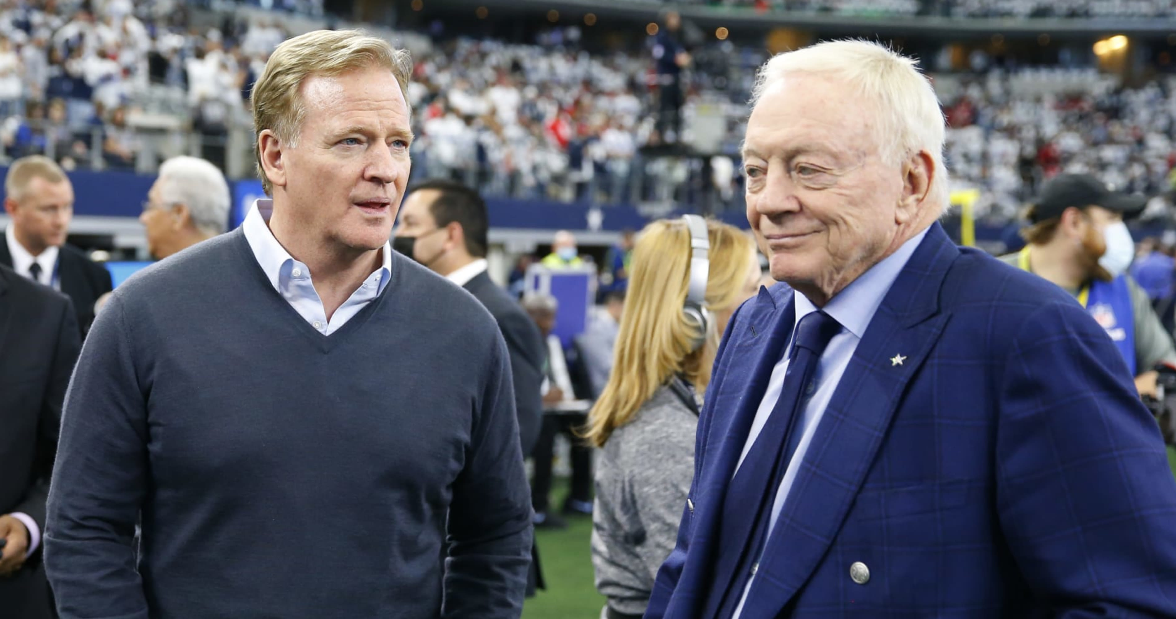 Report: Roger Goodell, Cowboys' Jerry Jones to Testify in NFL Sunday Ticket Trial