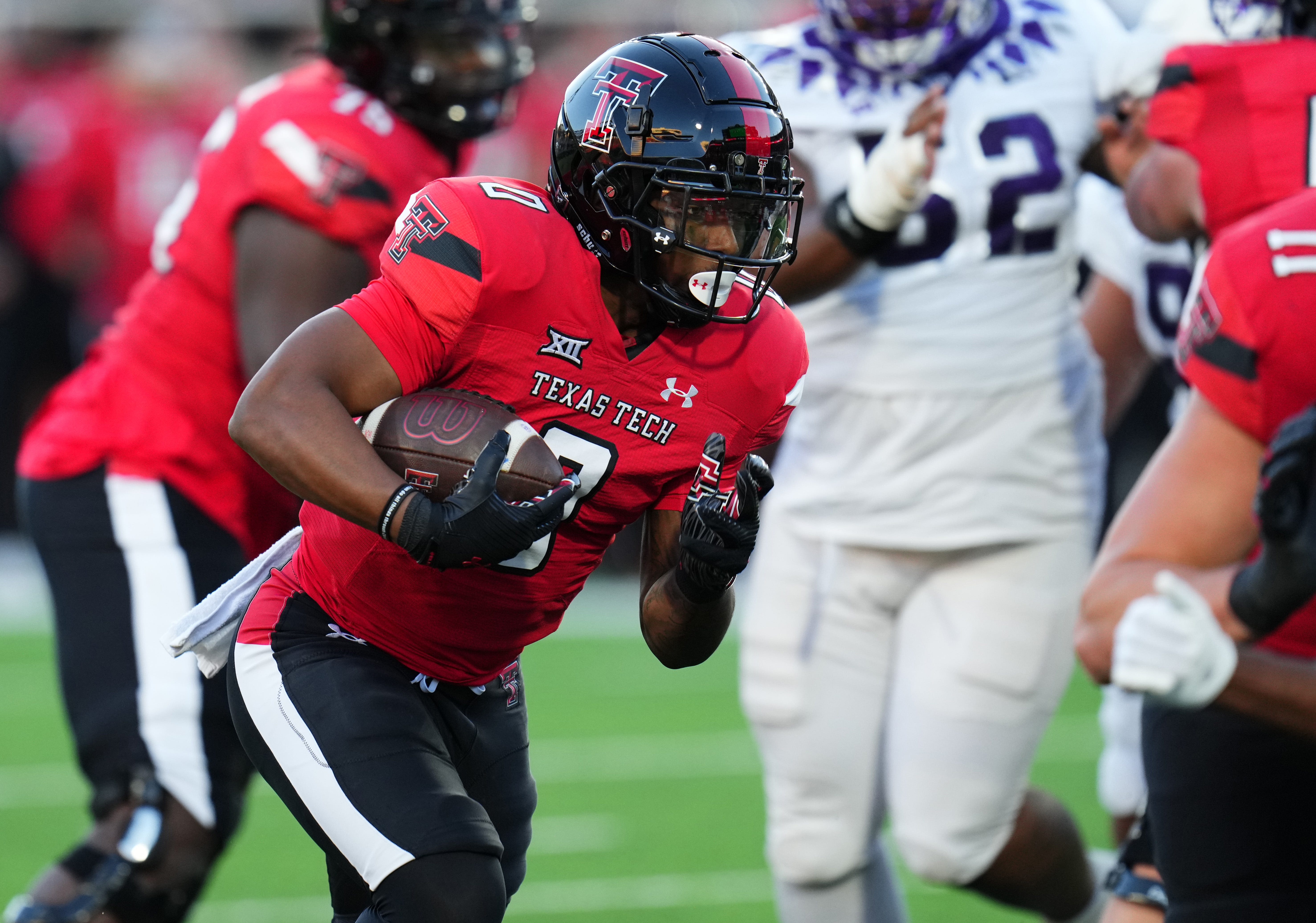 Texas Tech football running back out for year with knee injury