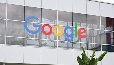 Google Tests Verified Checkmarks for Businesses in Search Results