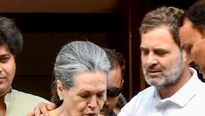 HC asks Swamy, Sonia, Rahul to file note on plea in National Herald case