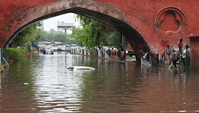 8 Stunning Pics Of Delhi Flooded And Struggling After First Heavy Rain