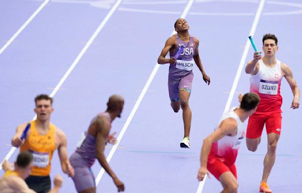 Teen sprinter Quincy Wilson's 1st race at Olympics a learning experience, US advances in 4x400 relay