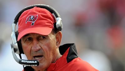 Monte Kiffin, longtime defensive coordinator in NFL and NCAA, dies at 84