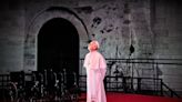 Angélica Liddell hace temblar el Palacio de los Papas en la inauguración del Festival de Aviñón