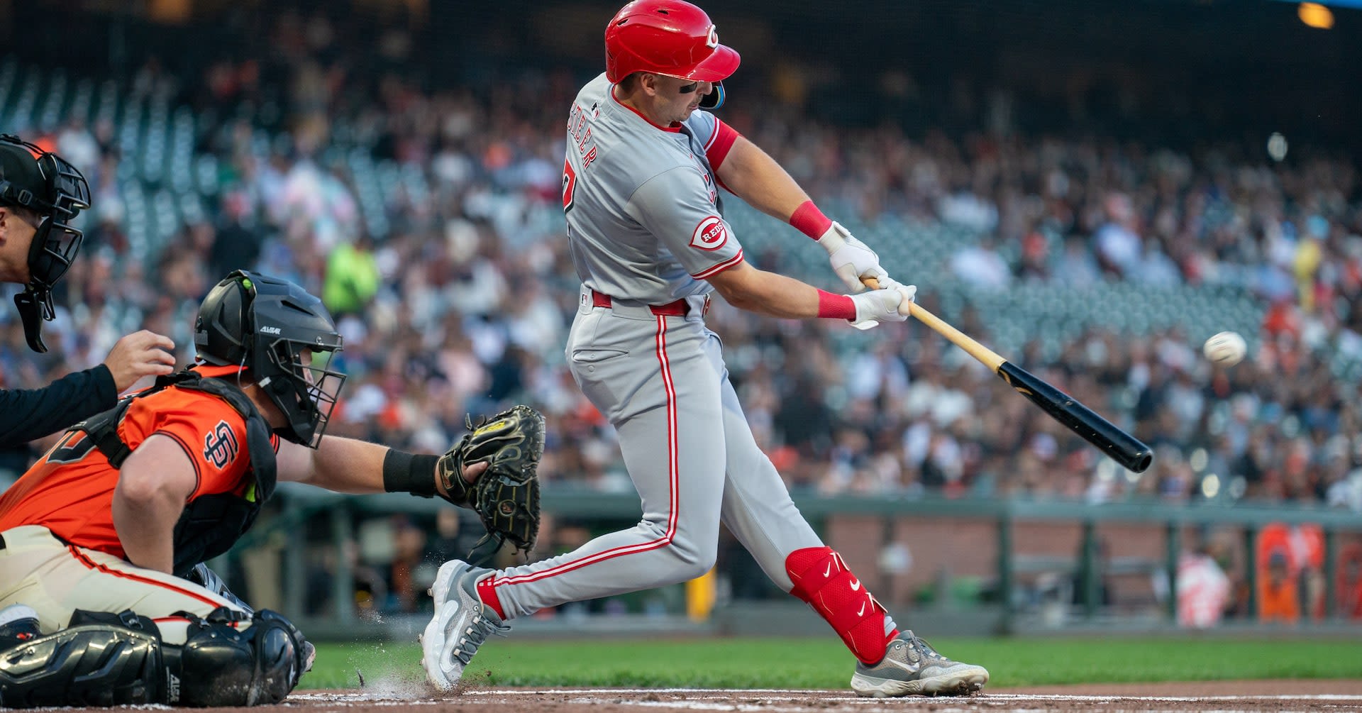 Stuart Fairchild homers as Reds hang on to beat Giants