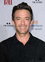 David Faustino