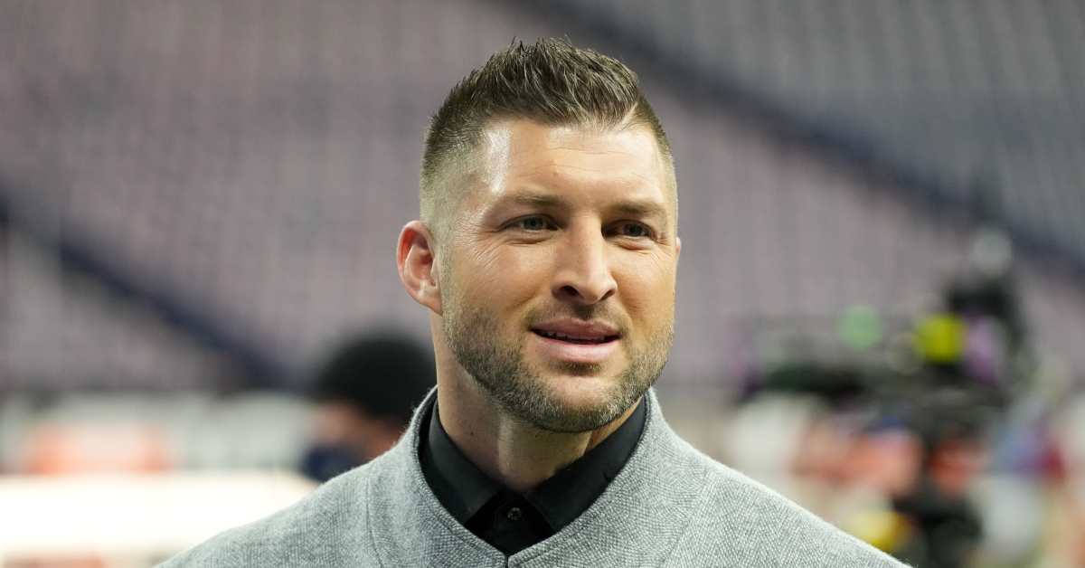 Tim Tebow 'Can't Wait' for Quarterback Matchup Between Colorado-Nebraska