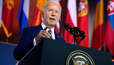 Nach TV-Debakel - Mit Teleprompter: Biden hält kraftvolle Rede bei Nato-Gipfel