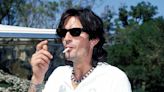 Tommy Lee Can’t Believe He Just Paid $164 for Four Packs of Cigarettes in Australia