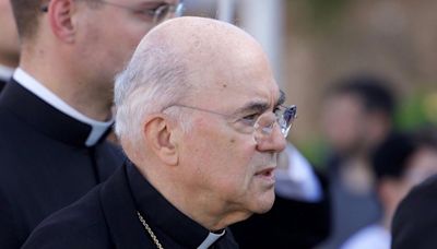 Archbishop Viganò Defies Vatican Summons, Denounces Pope Francis