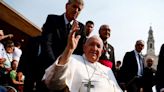 Crowd of 1.5 million brave heat to see pope in Portugal