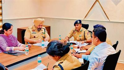 Act tough against gangsters, drug smugglers: CP to officials