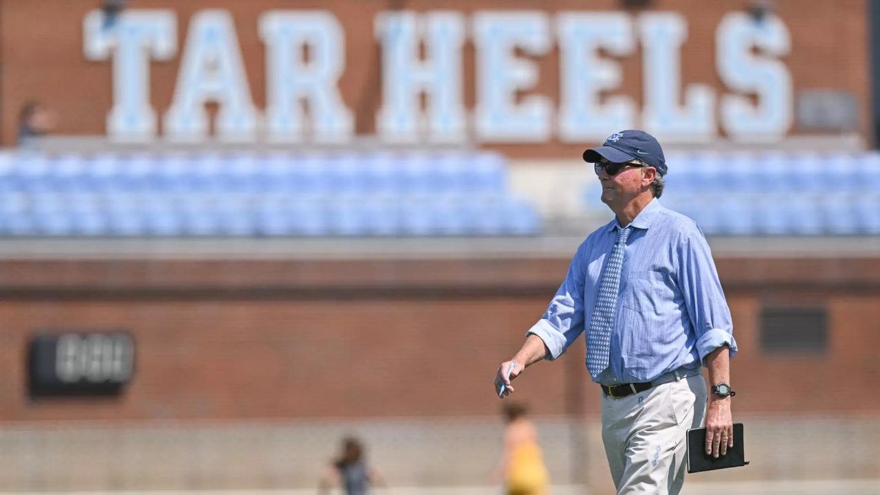 North Carolina soccer coaching legend Anson Dorrance announces retirement