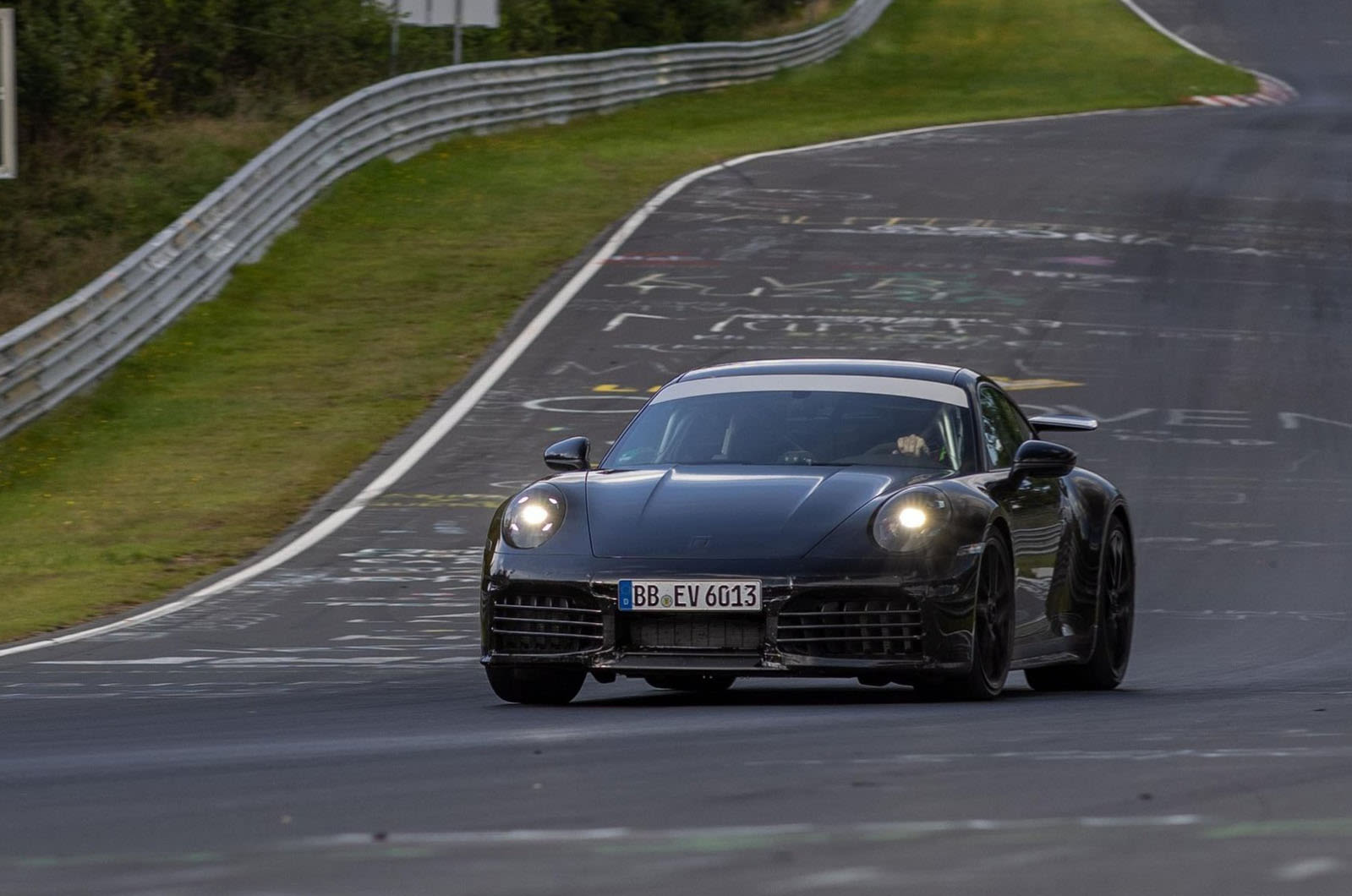 New Porsche 911 hybrid confirmed for 28 May reveal