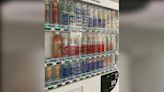 販賣機有年齡限制？一排果汁飲料「國中生勿買」 内行曝原因│TVBS新聞網