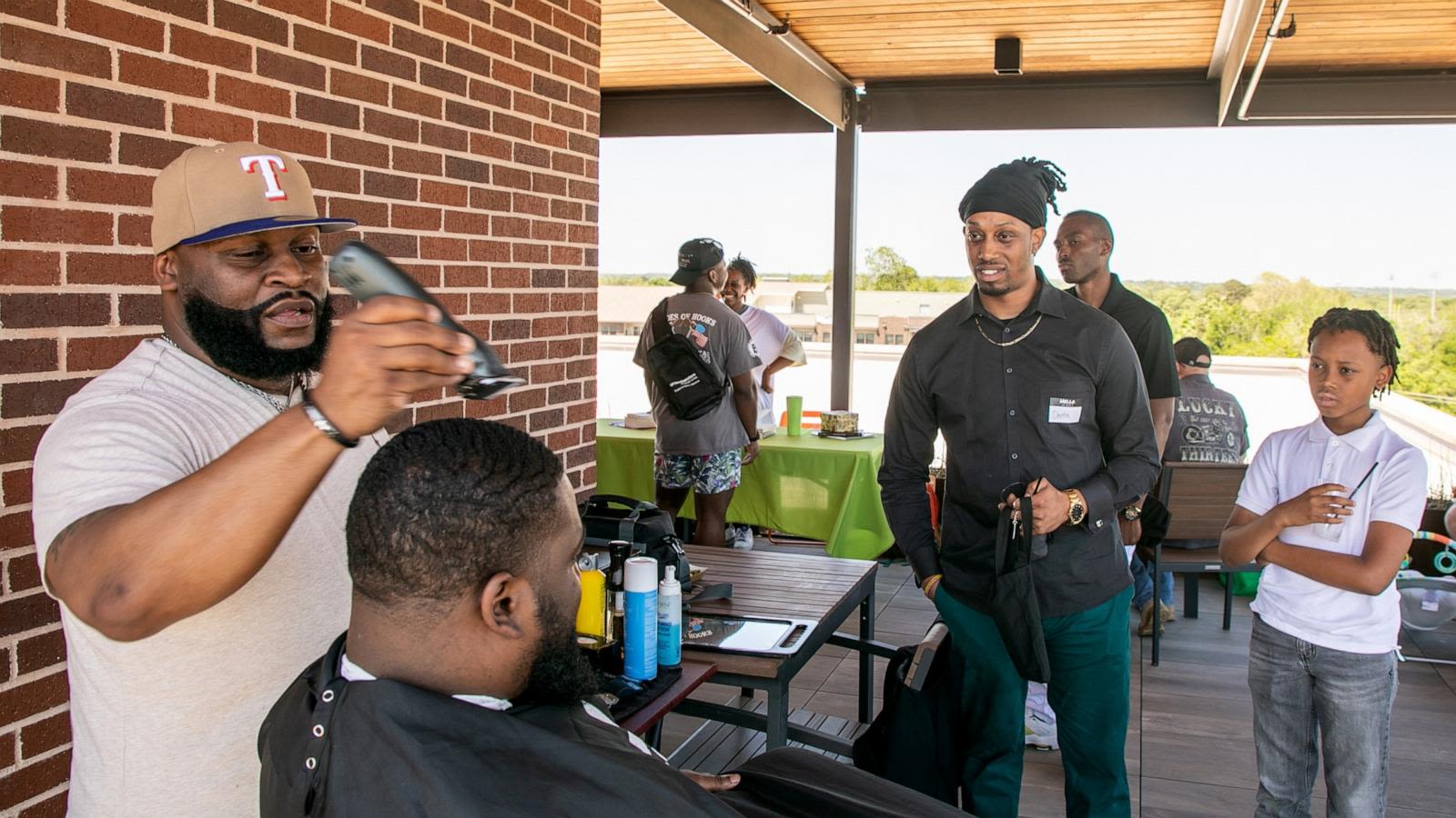Barbershop therapy: providing a safe space for men of color to talk about their problems