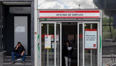 El paro baja en 58.650 personas en mayo y se sitúa al borde de los 2,6 millones, mínimos desde 2008