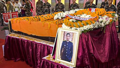 Captain Brijesh Thapa's mortal remains brought to Bengal