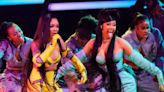 Fans give GloRilla and Cardi B their flowers for 2022 American Music Awards performance