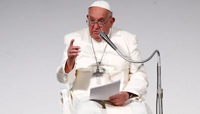 El papa Francisco criticó el populismo: “Ciertas formas de asistencialismo son hipocresía social”