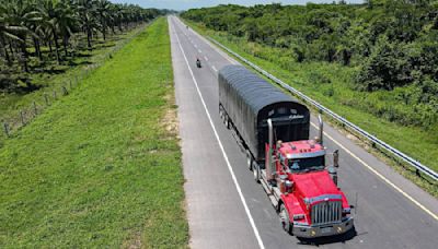 Transporte de carga por carretera en Colombia creció 8 % en toneladas movidas