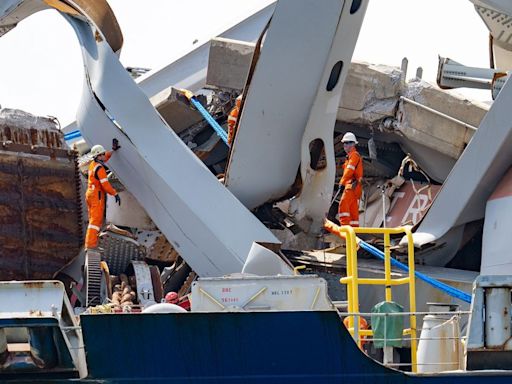 Demolition Lined Up to Free Containership Dali From Baltimore Bridge Wreckage