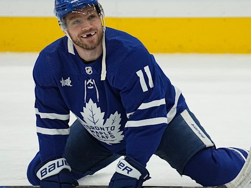 Leafs re-sign forward Max Domi, D Timothy Liljegren