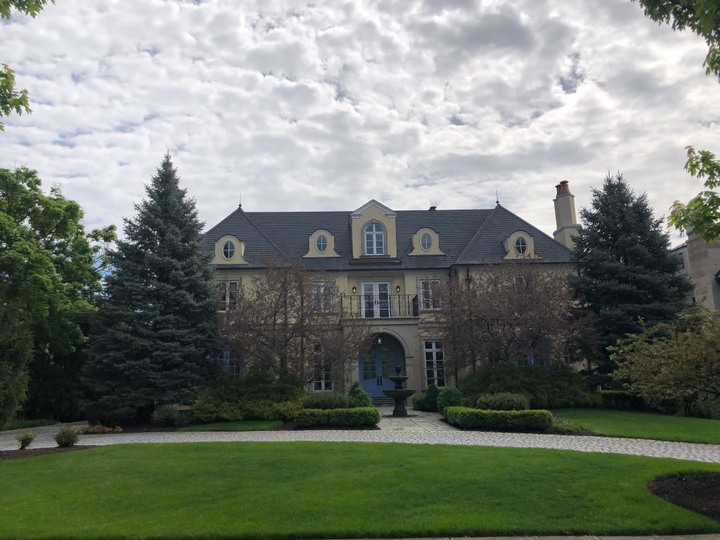 Chuck Goudie of WLS-Channel 7 sells Hinsdale home for $4.05M