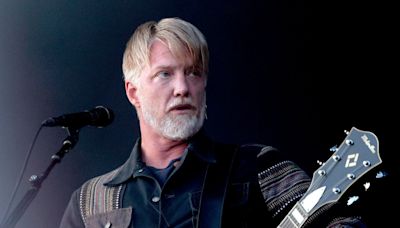 Notoperation bei Josh Homme: Queens of the Stone Age sagen Konzerte ab