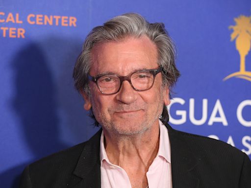 Griffin Dunne on His Fascinating, Complicated Family, His ‘Hilarious’ Friendship With Carrie Fisher and Directing ‘Practical Magic’