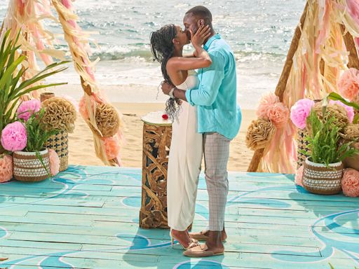 How to Make Two Reality Stars Fall in Love? Cue a Tropical Beach