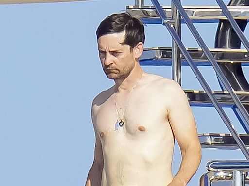 Tobey Maguire yachts around St-Tropez with a bikini-clad mystery woman