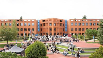 La Universidad Alfonso X el Sabio es una de las tres mejores universidades para estudiar farmacia de España, según la Fundación CyD