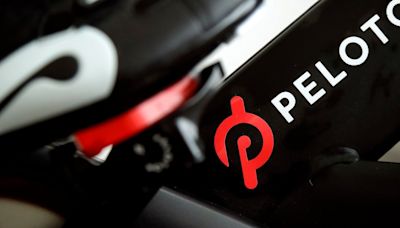 Peloton cutting about 400 jobs worldwide; CEO Barry McCarthy stepping down