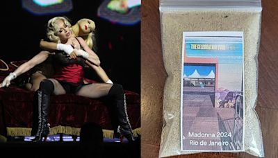 Madonna no Rio: Areia de Copacabana é vendida como item raro na web