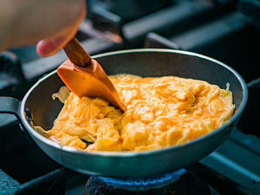 This Underrated Seasoning Will Take Scrambled Eggs To The Next Level