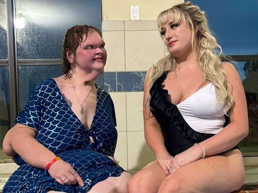 1,000-Lb. Sisters' Tammy Slaton Posts Swimsuit Pic on 'Girls Trip' with Psychic Medium Pal