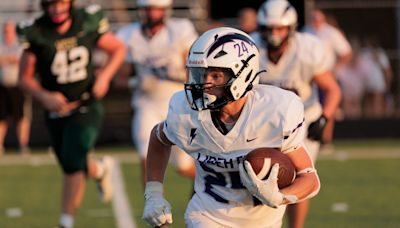 10 bold predictions for 2024 Iowa high school football season in Iowa City area