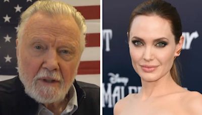 Pai de Angelina Jolie, ator Jon Voight faz raros elogios à filha e neta Vivienne após anos de relação estremecida: 'Orgulhoso'