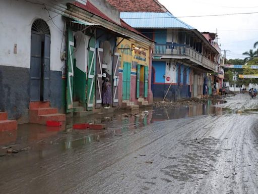 Haiti death tolls rises, thousands more homes flood as rain threat continues