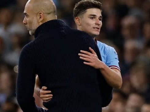 Julián Álvarez contó qué les dijo Pep Guardiola a los jugadores del Manchester City tras la eliminación de la Champions League