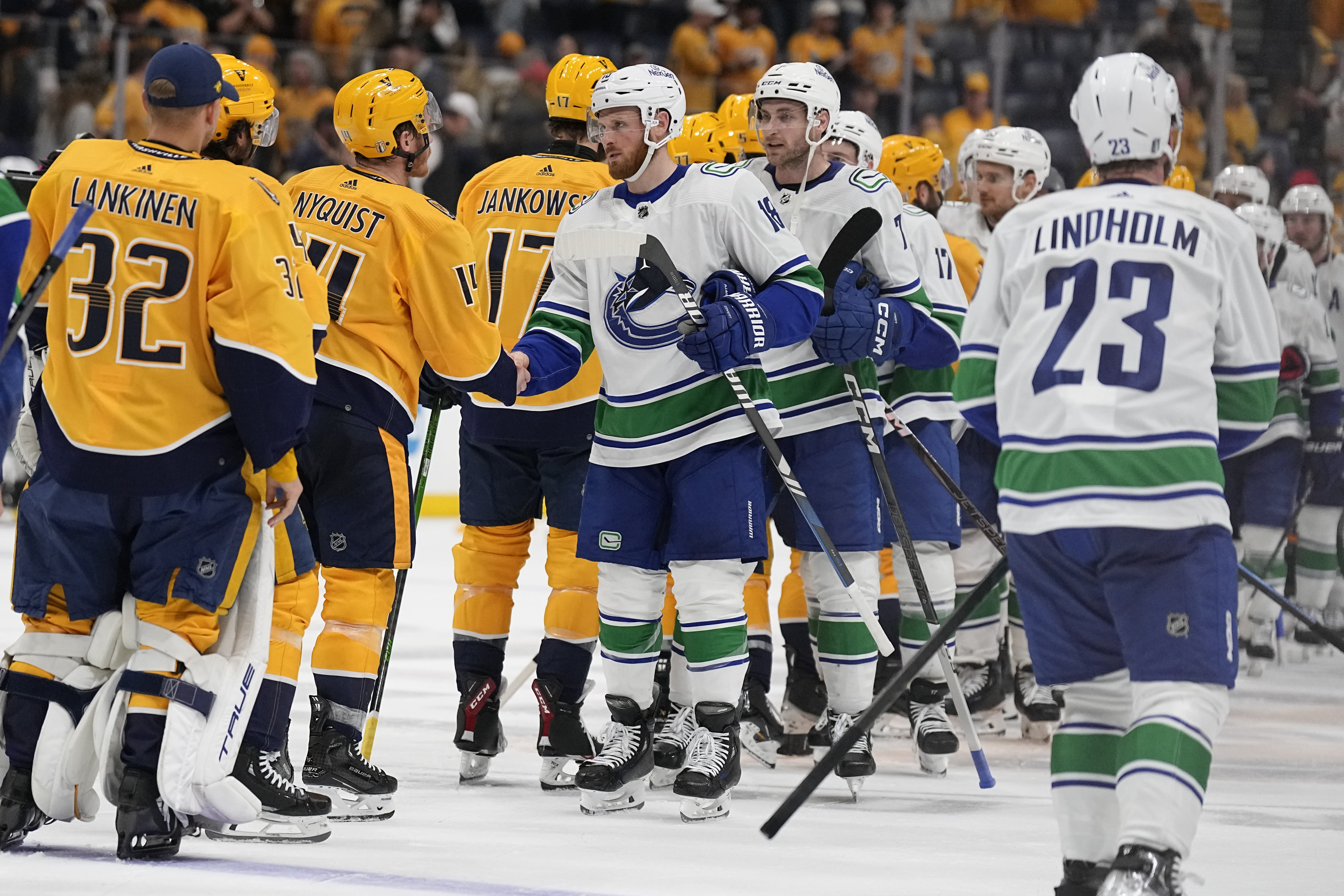 Canucks advance to 2nd round, beating Predators 1-0 in Game 6 on Pius Suter's late goal